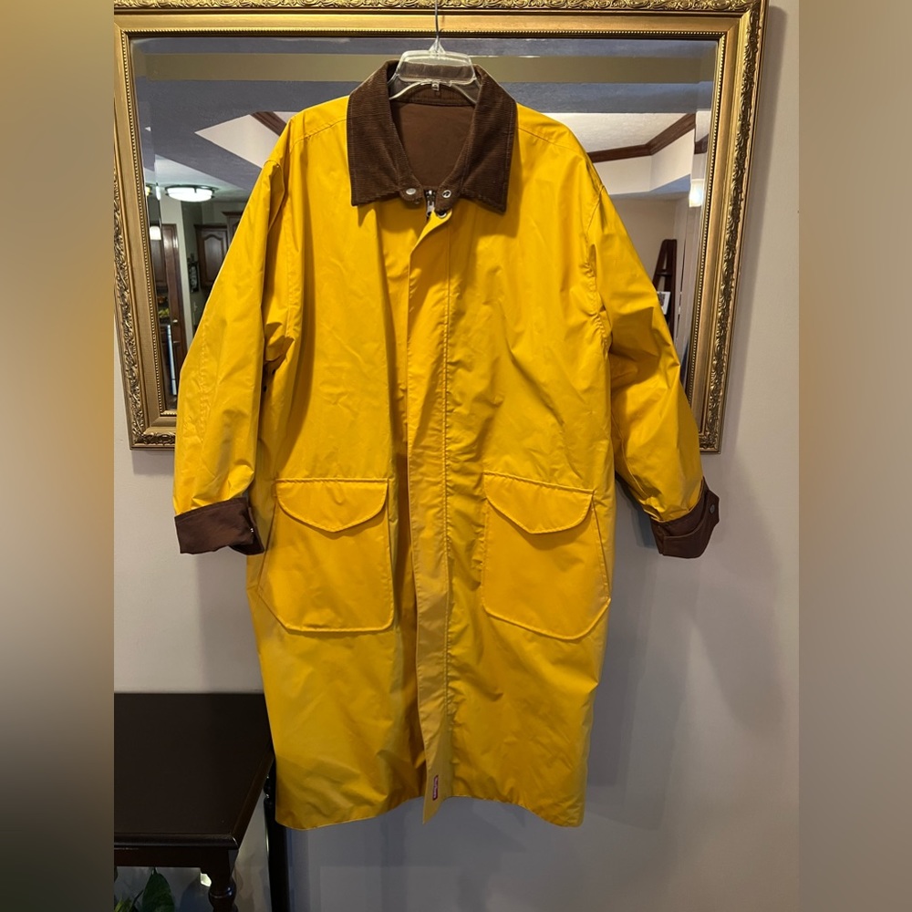 Vintage Marlboro Yellow Brown Long Rain Coat Large